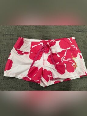 Roxy White and Hot Pink Floral Swim Shorts
Vintage Low Rise Surf Shorts - Y2K